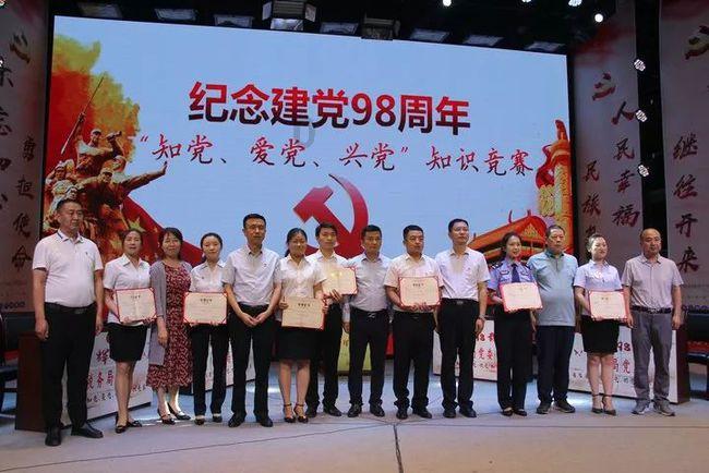 派生词缀与屈折词缀的区别游戏画面