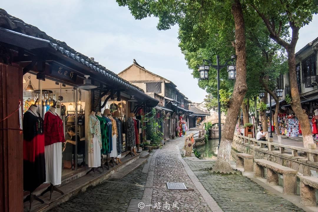 白色森林逃脱